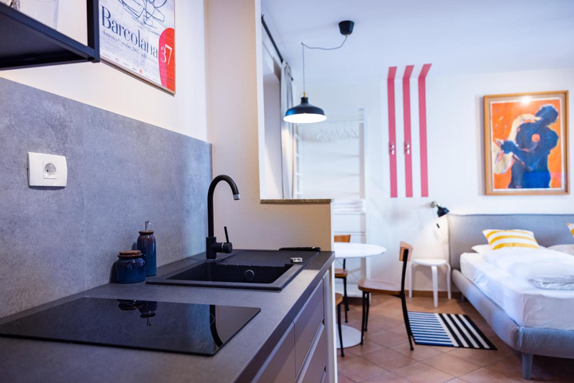 Jazz Apartments ไพราน ภายนอก รูปภาพ