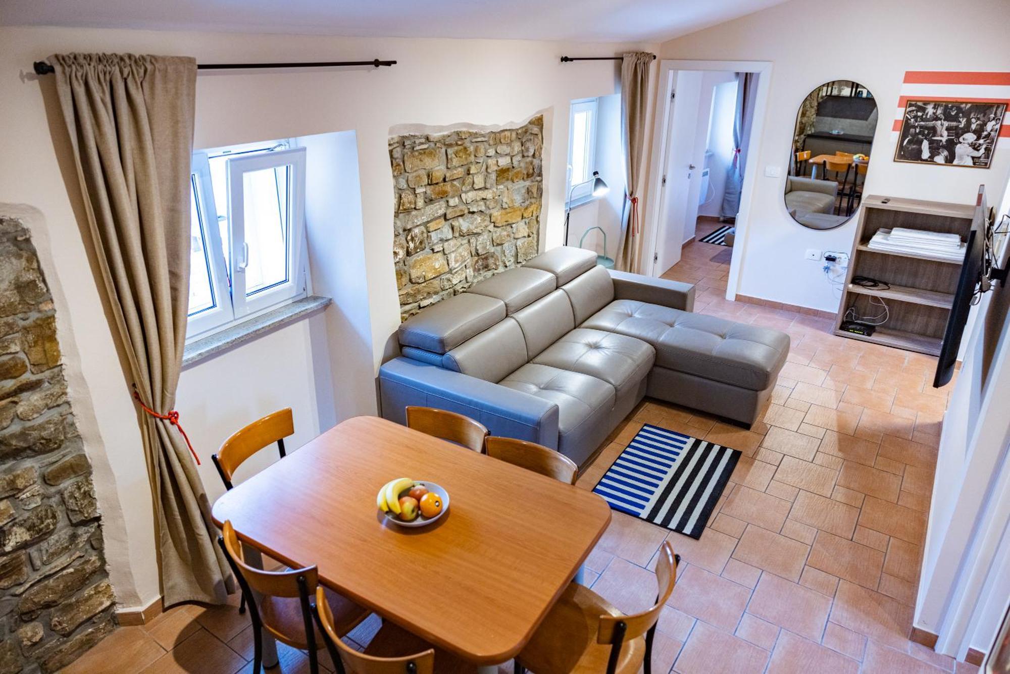 Jazz Apartments ไพราน ภายนอก รูปภาพ