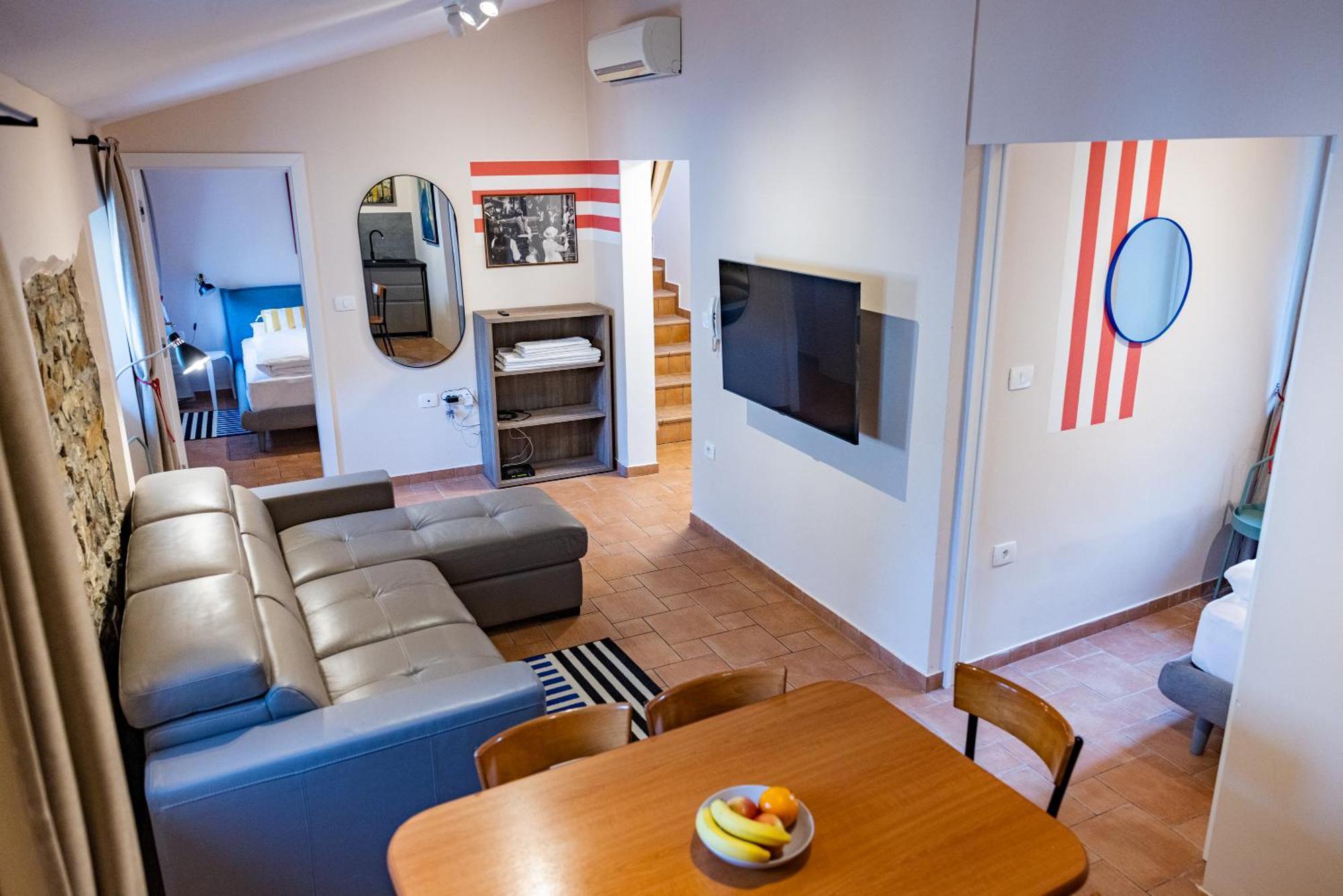 Jazz Apartments ไพราน ภายนอก รูปภาพ