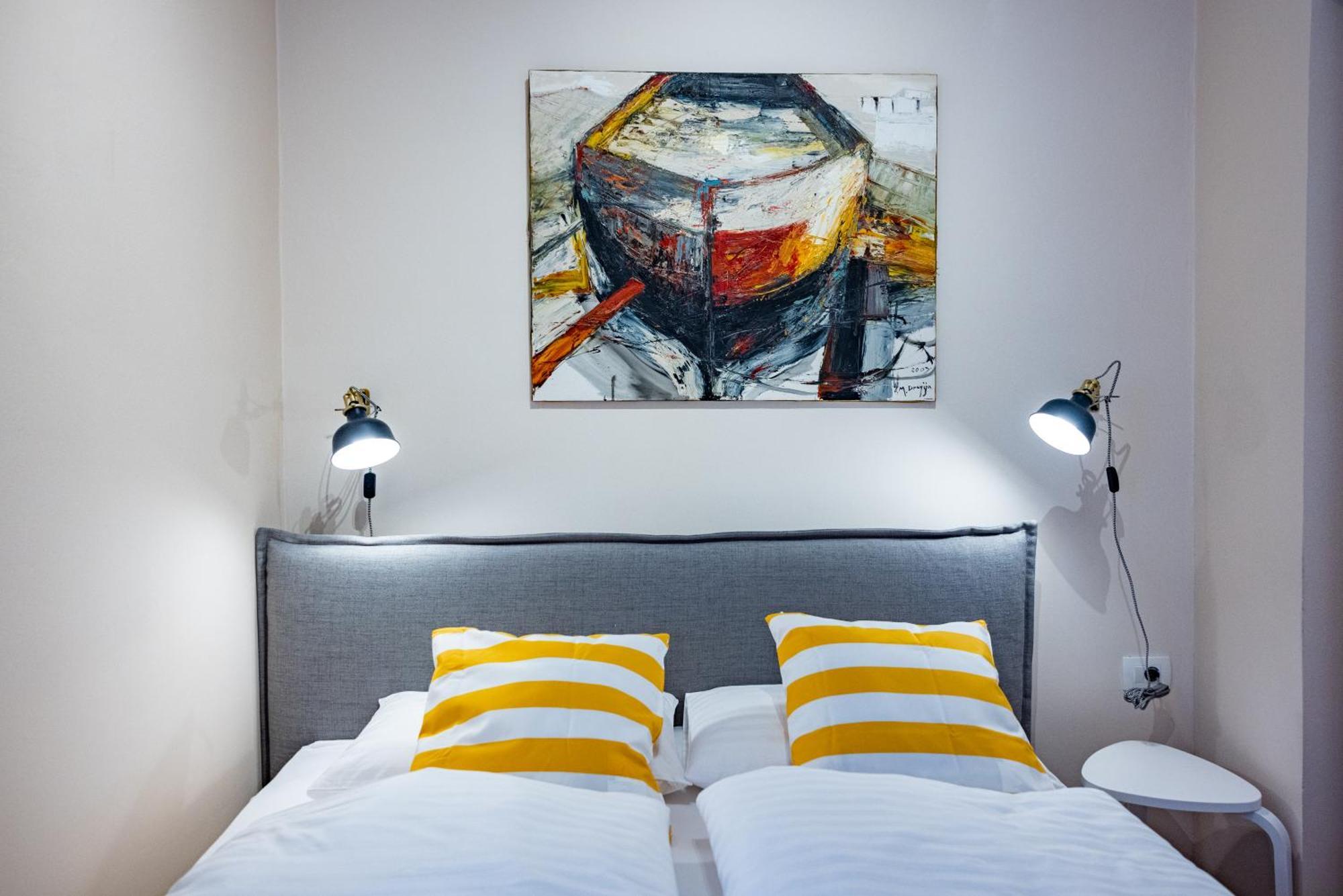 Jazz Apartments ไพราน ภายนอก รูปภาพ
