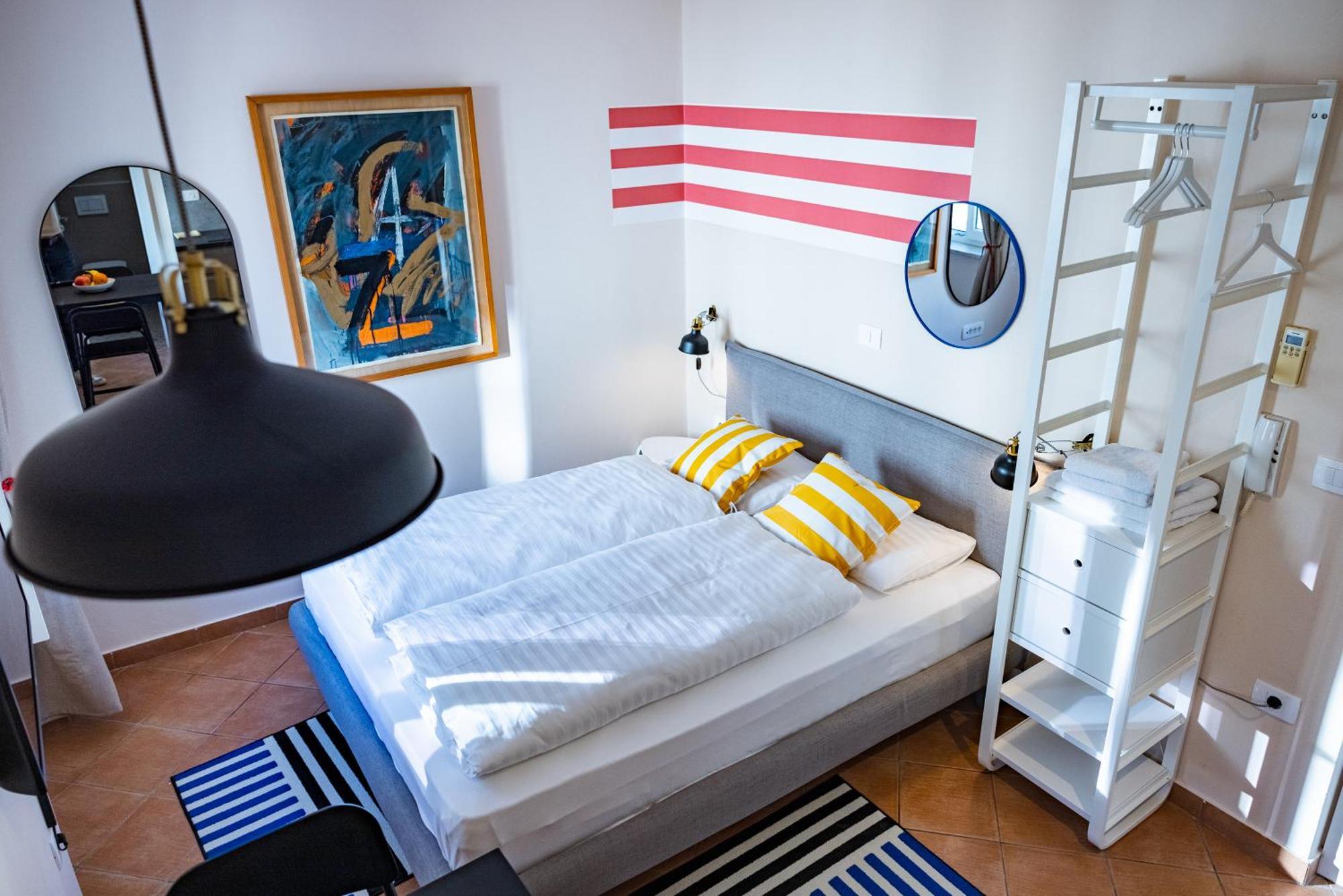 Jazz Apartments ไพราน ภายนอก รูปภาพ
